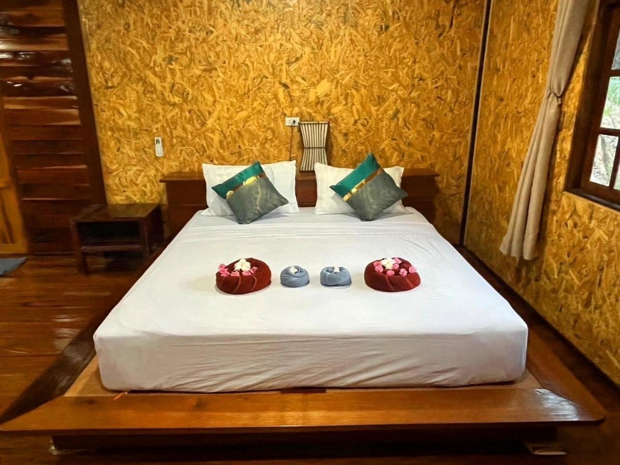 Koh Jum Home Stay Exteriér fotografie